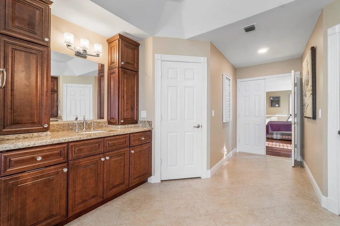 Photo of 10824 La Salinas Circle