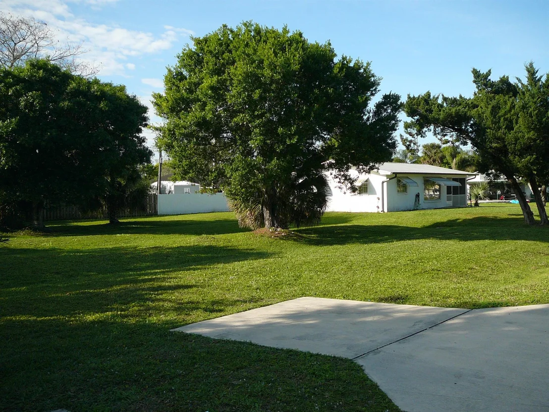 Photo of 903 Echo Street