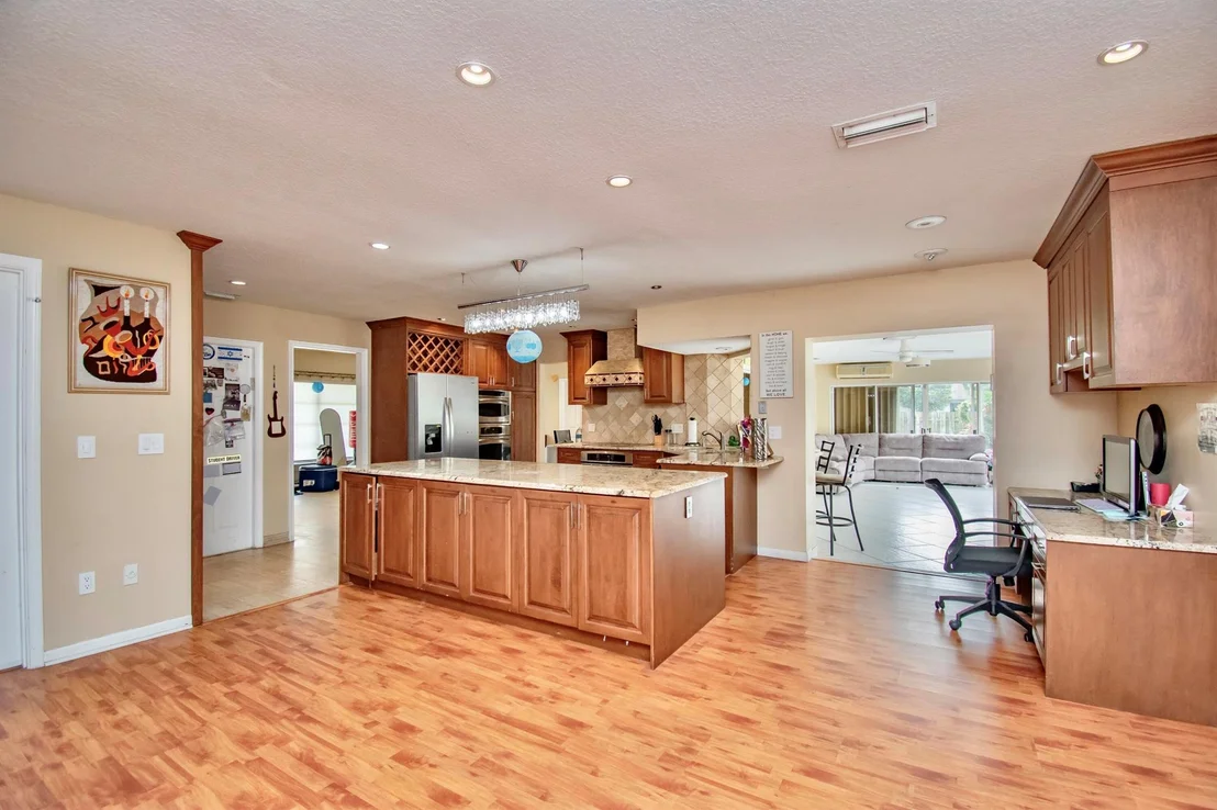 Photo of 7455 San Clemente Place