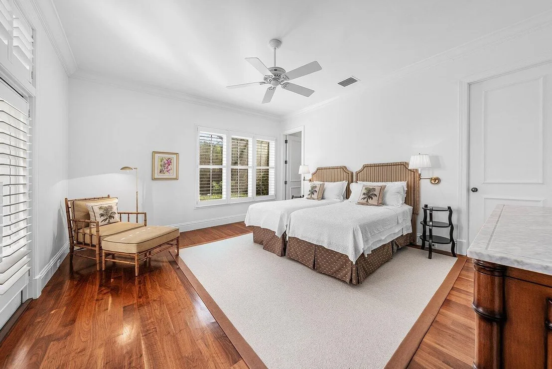 Photo of 3138 Gulfstream Road