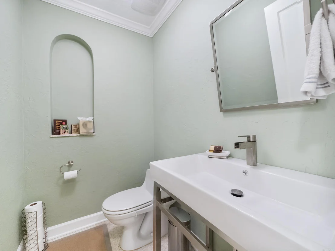 Photo of 826 Periwinkle Street