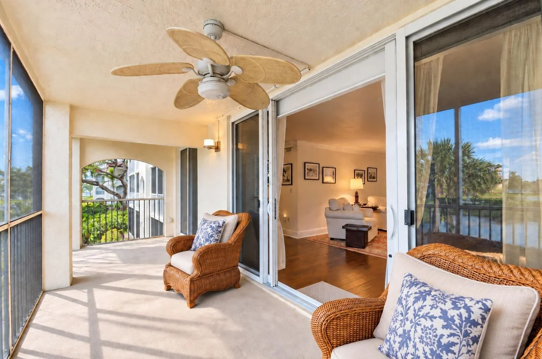 Photo of Unit F2 at 102 Half Moon Circle