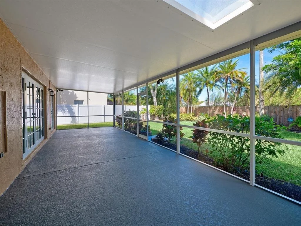 Photo of 7592 Colony Palm Drive