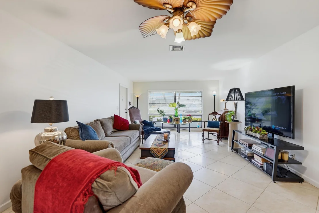 Photo of Unit A at 4696 Greentree Path