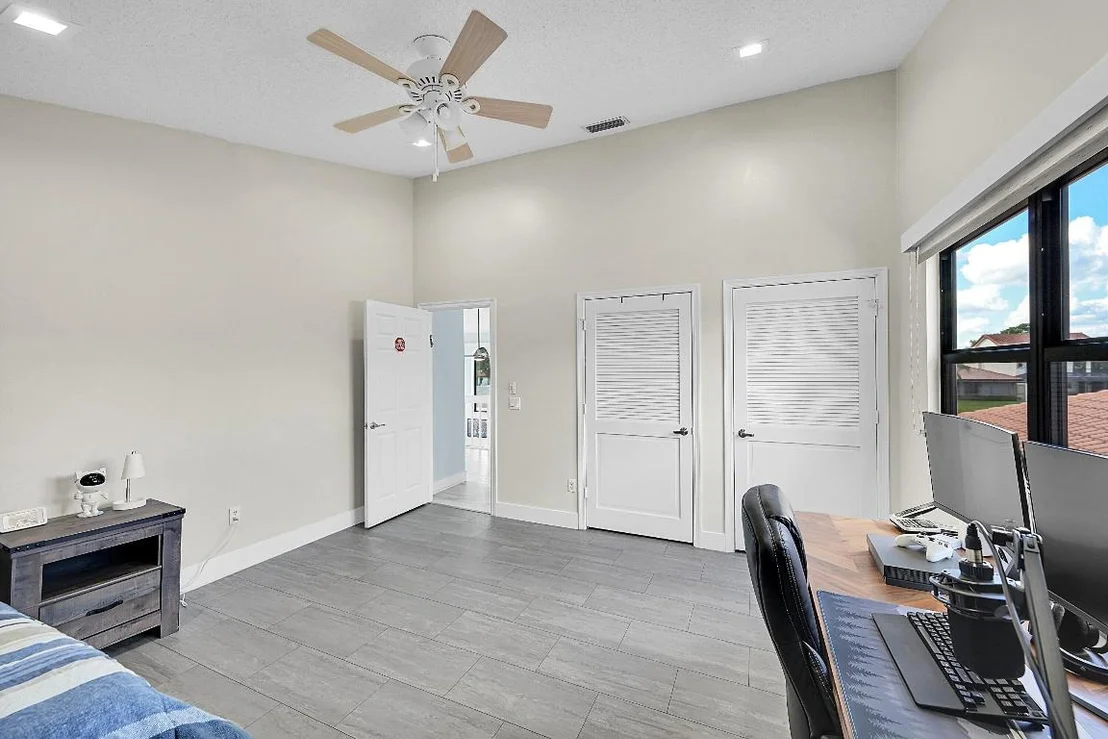 Photo of 22573 Esplanada Drive