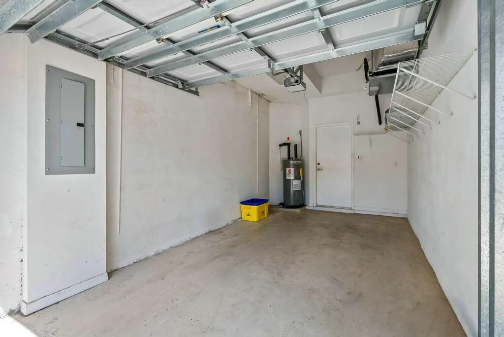 Photo of 6249 Petunia Road