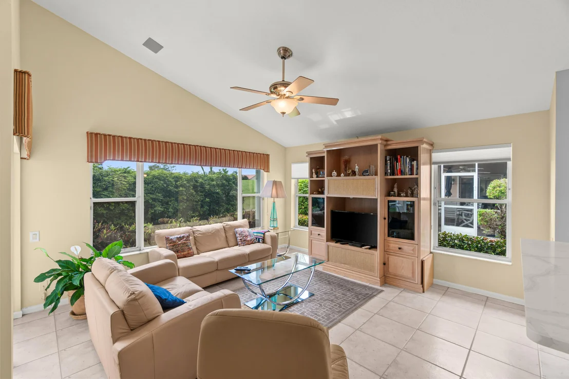 Photo of 6952 Grenelefe Road
