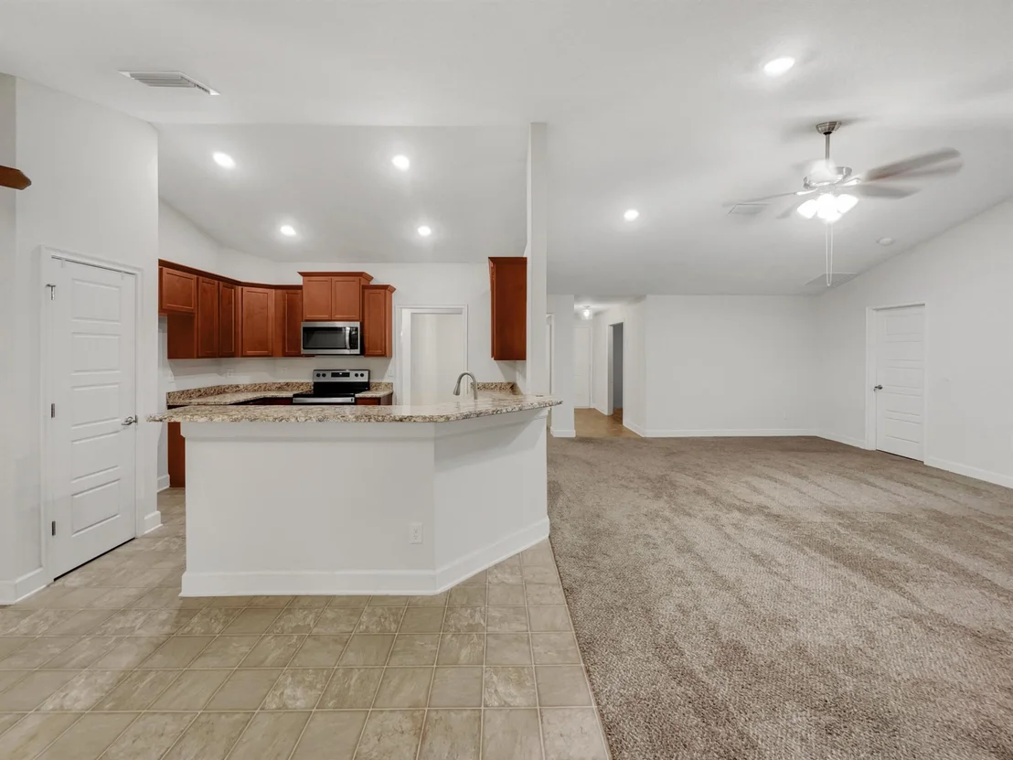 Photo of 5613 Palm Drive