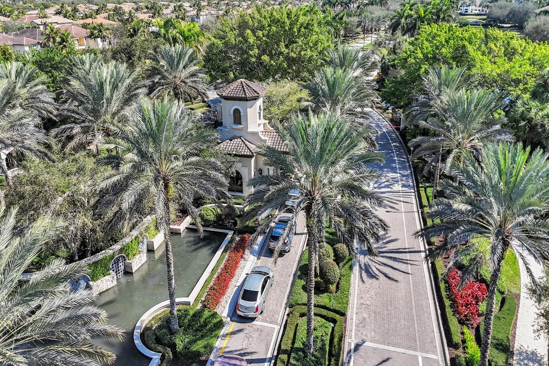 Photo of 16610 Gateway Bridge Drive