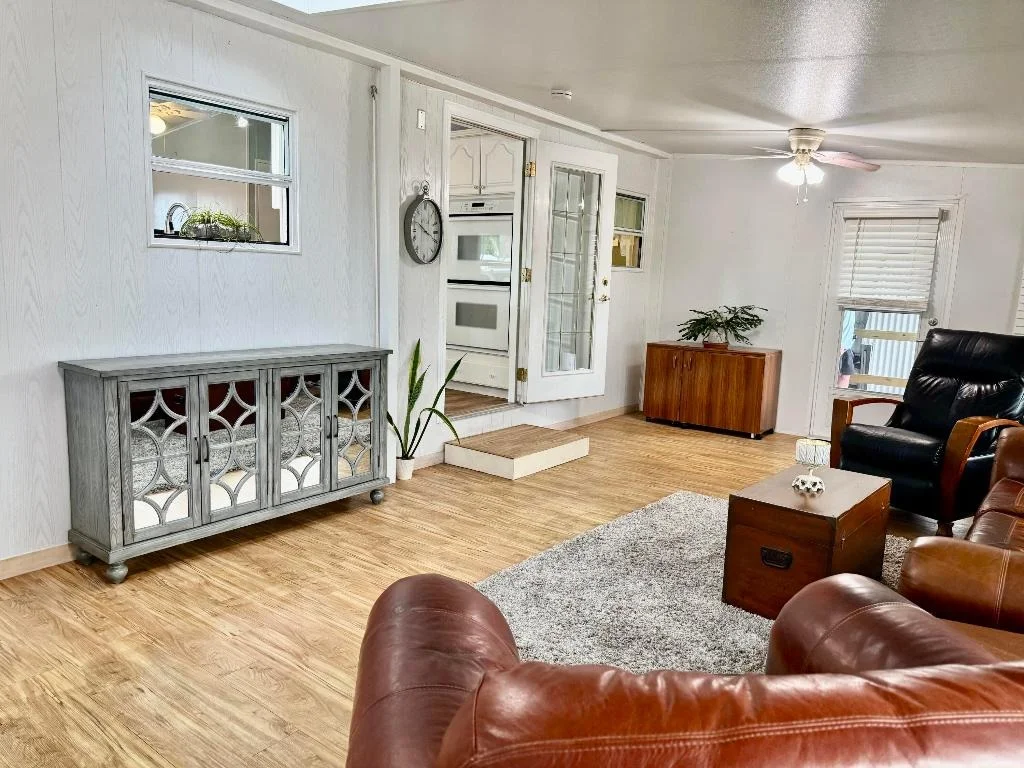 Photo of 1903 SE 30th Street S