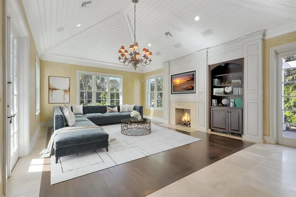 Photo of 551 White Pelican Circle