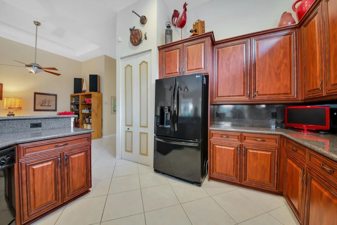 Photo of 7110 Veneto Drive