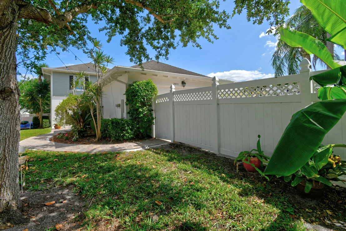 Photo of 2672 E Community Drive