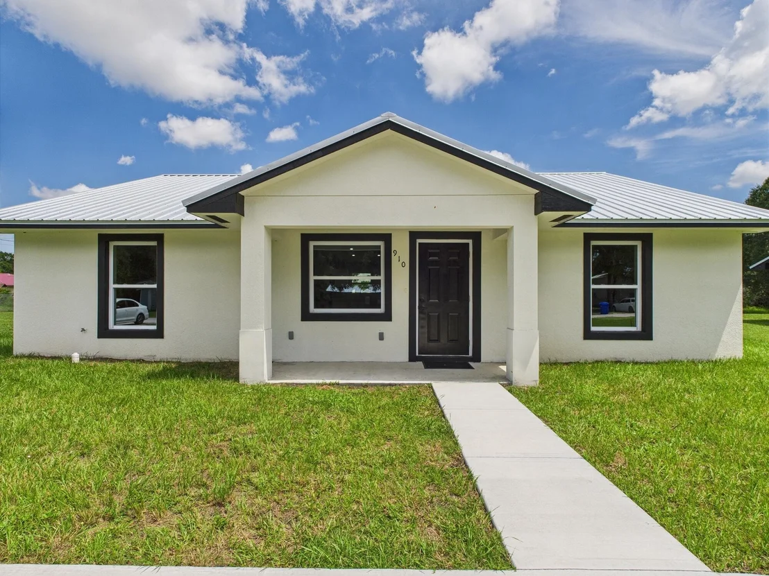 Photo of 910 NW 5th Street
