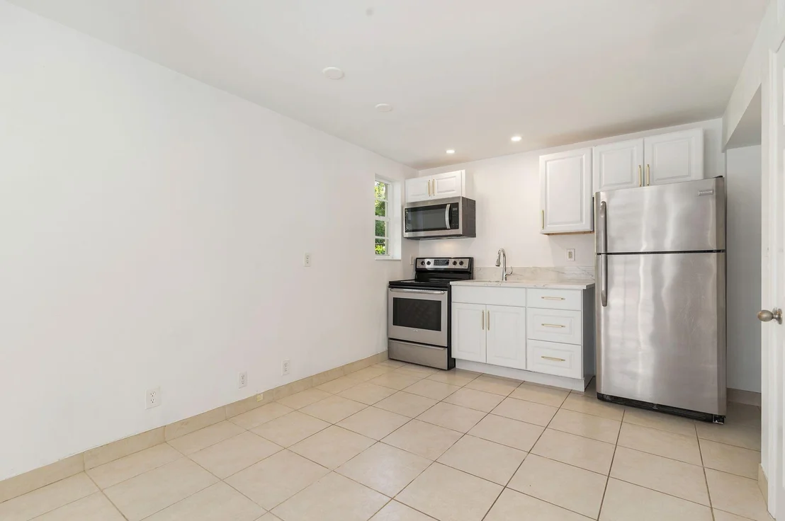 Photo of 3020 VINCENT Road