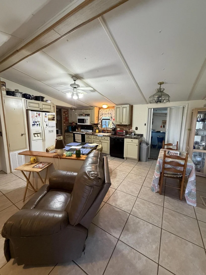 Photo of 4207 SE 27th Street
