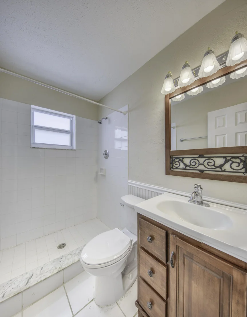 Photo of 3578 Coconut Road