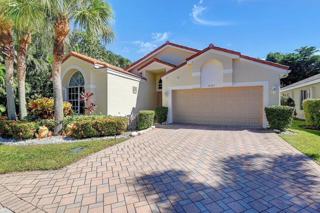 Photo of 10363 Utopia Circle E