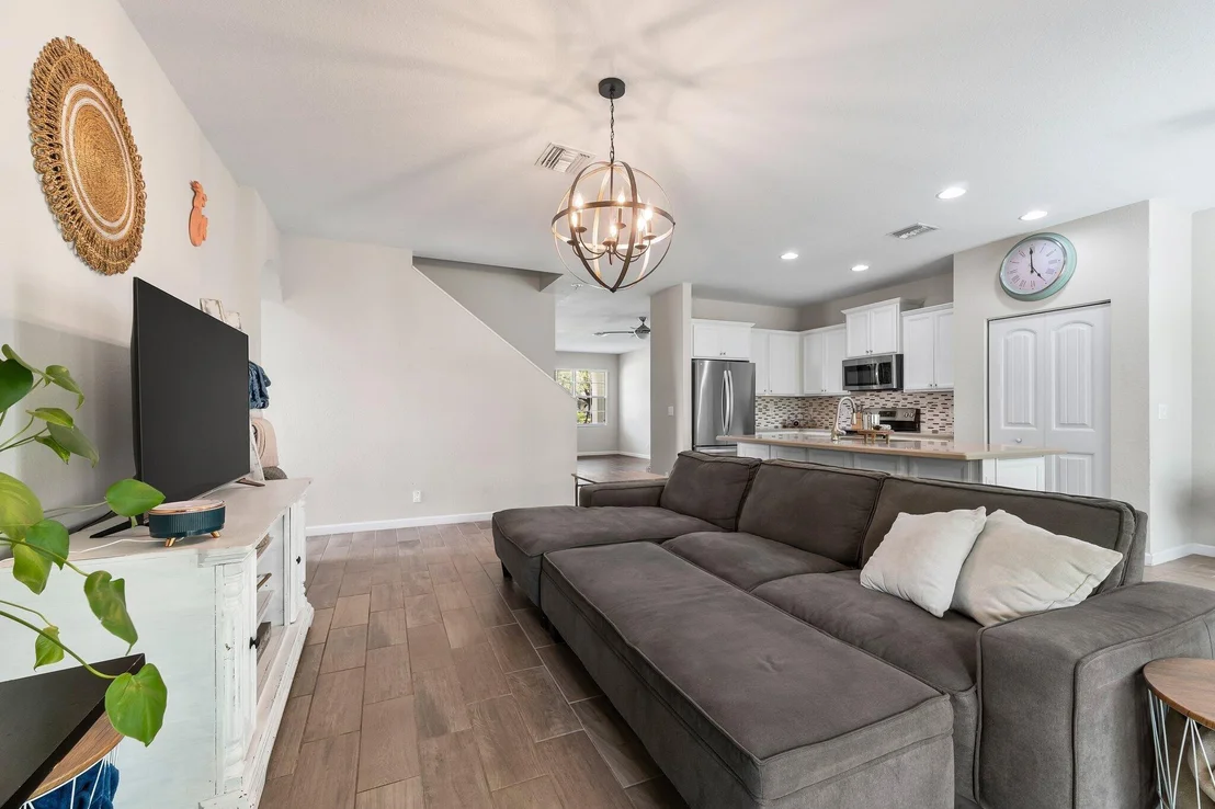 Photo of 7162 Limestone Cay Road