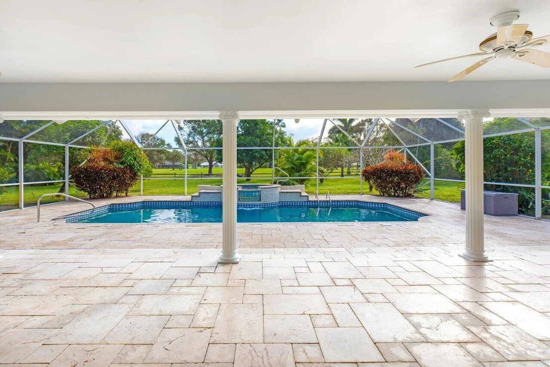 Photo of 650 Atlantis Estates Way