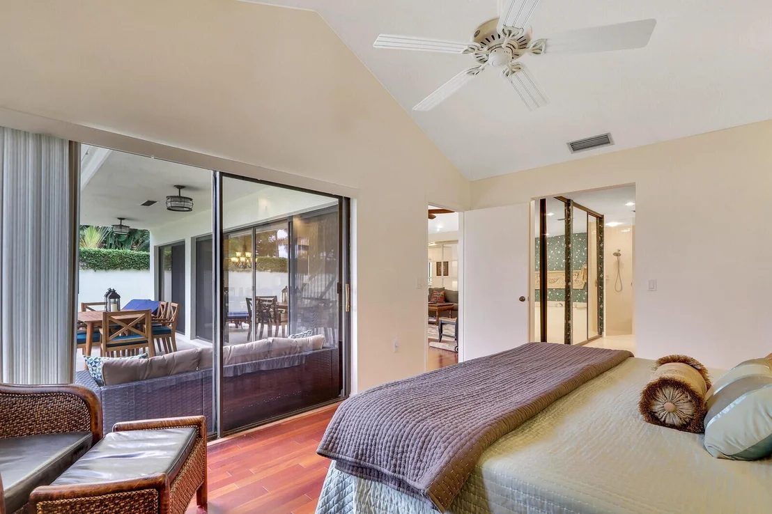 Photo of 408 River Edge Road
