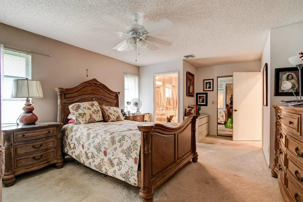 Photo of 6034 Waldwick Circle