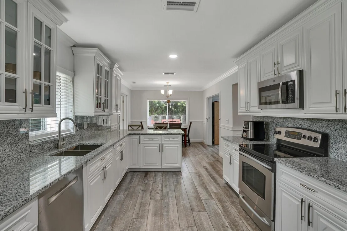 Photo of 4215 Gleneagles Drive