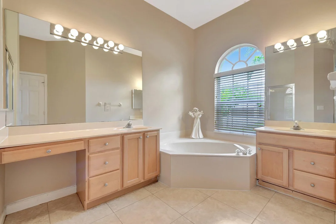 Photo of 7177 Brunswick Circle