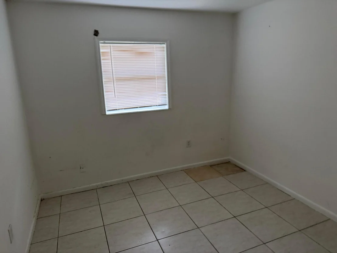 Photo of 115 Maple Avenue
