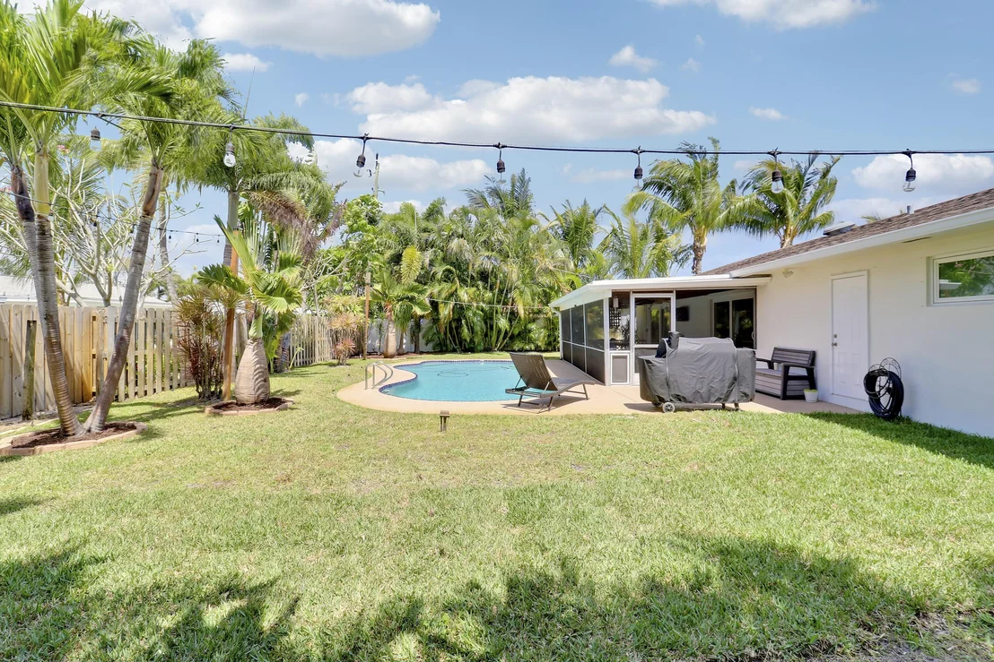 Photo of 19339 W Indies Lane