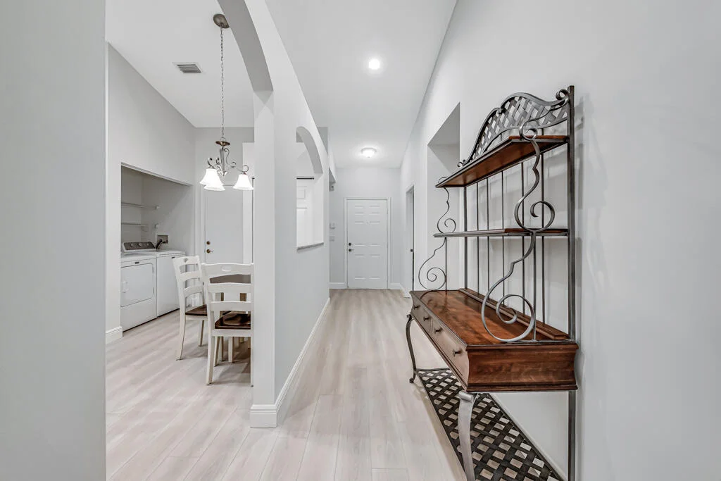 Photo of 8591 Logia Circle