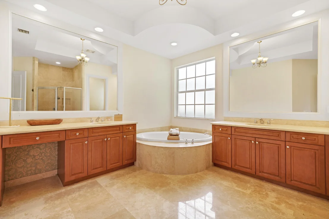 Photo of 110 Villa Bella