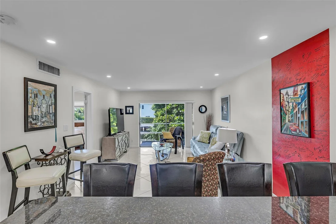 Photo of Unit 201 at 1100 Pine Drive