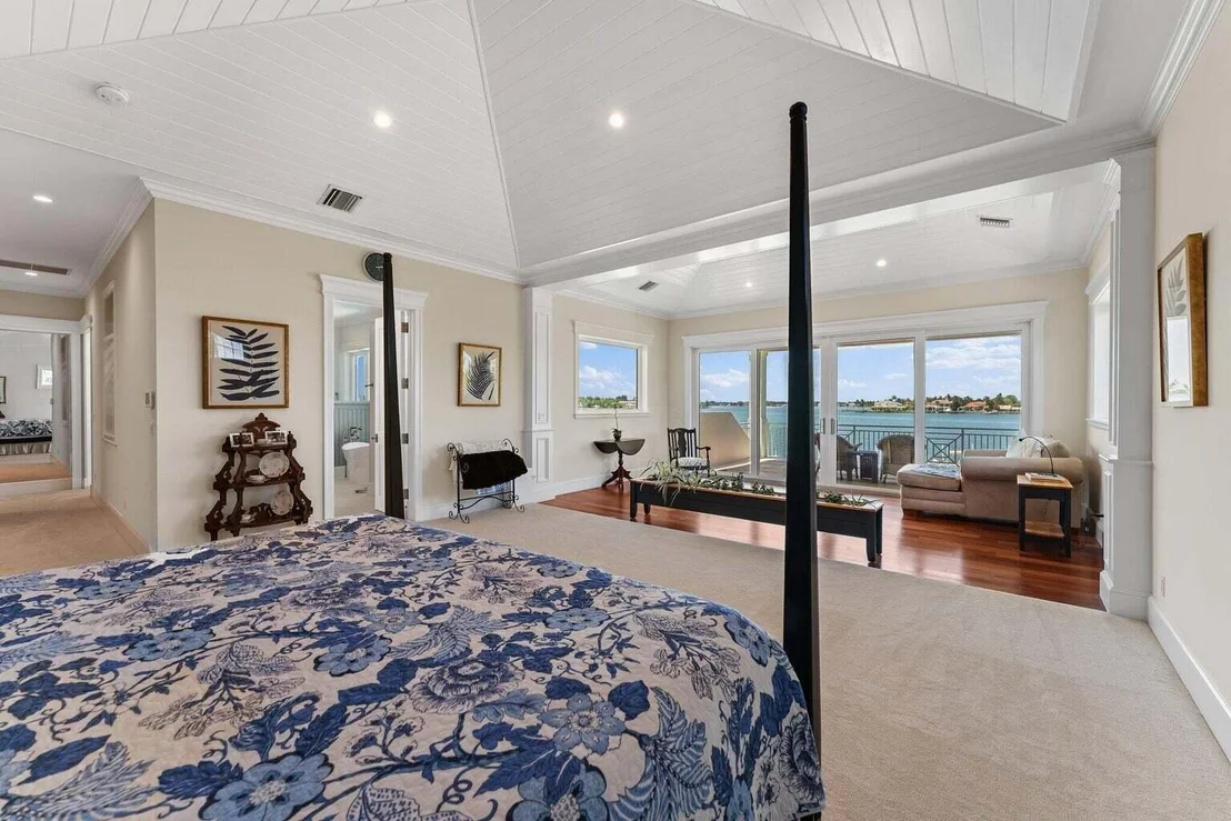 Photo of 5874 Pennock Point Road