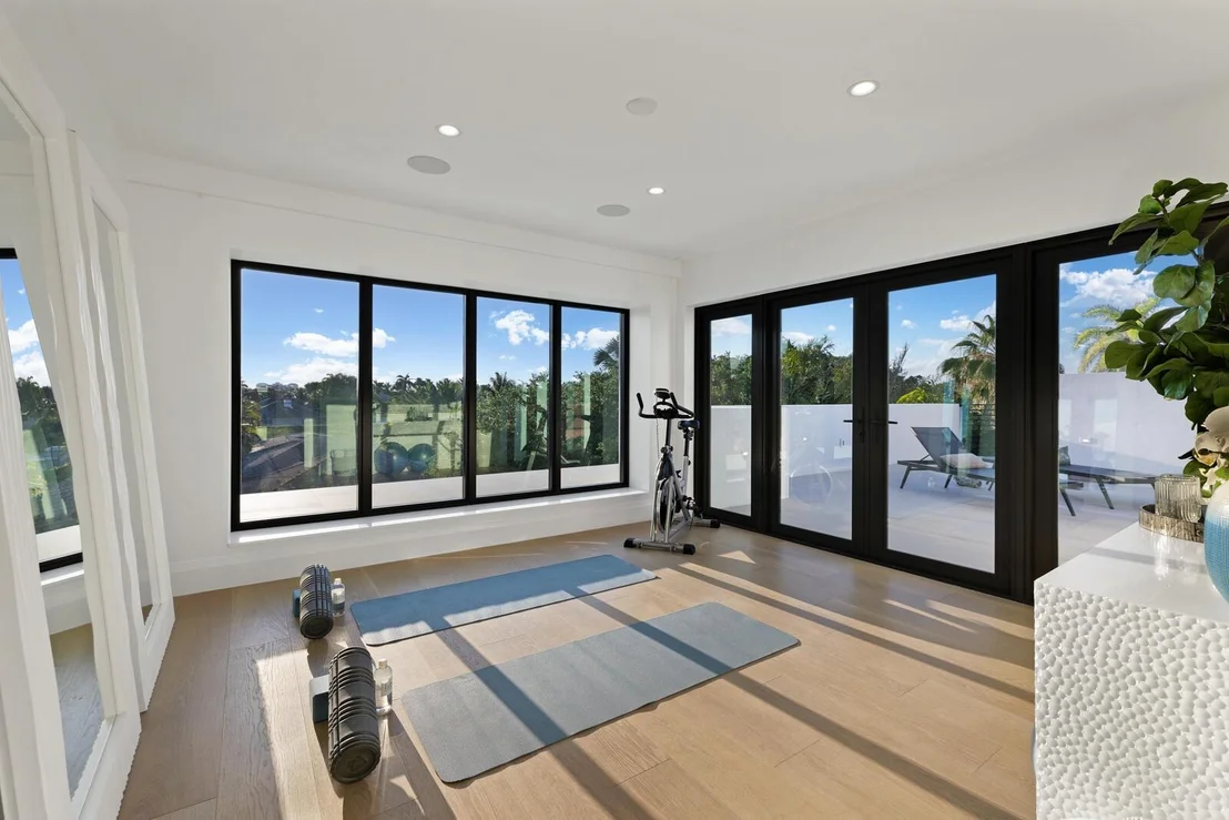 Photo of 400 NE Olive Way