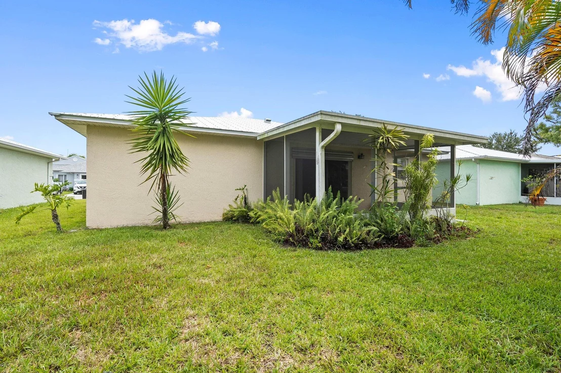 Photo of 6725 Tulipan