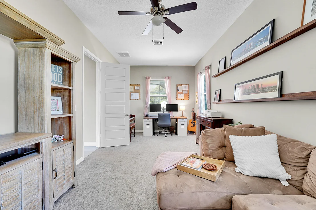 Photo of 1404 Lone Pine Drive