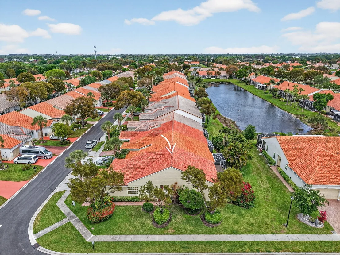 Photo of 6276 Heliconia Road