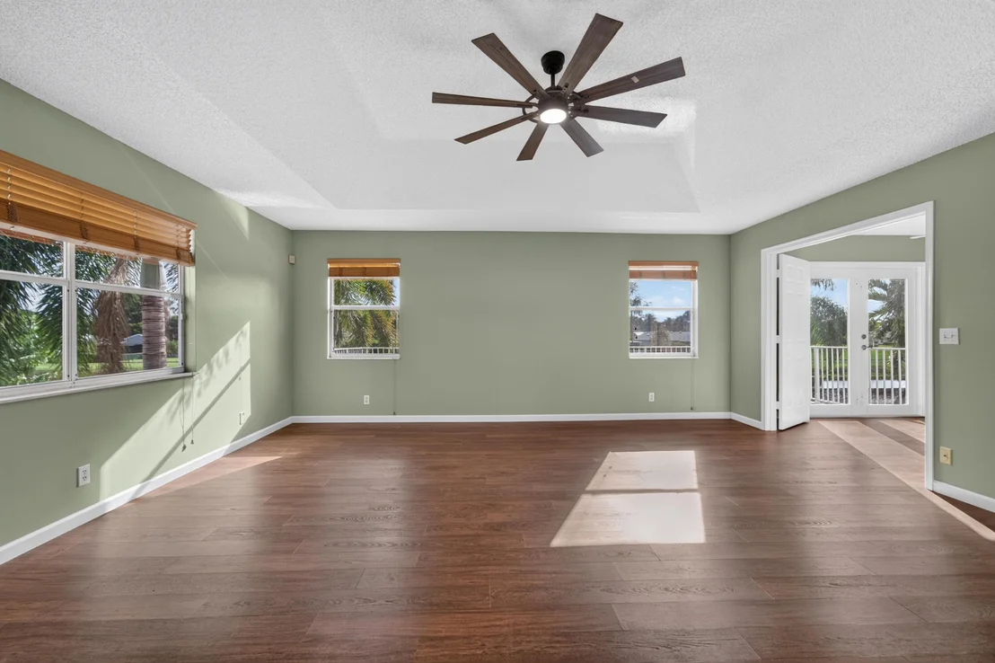 Photo of 5581 Descartes Circle