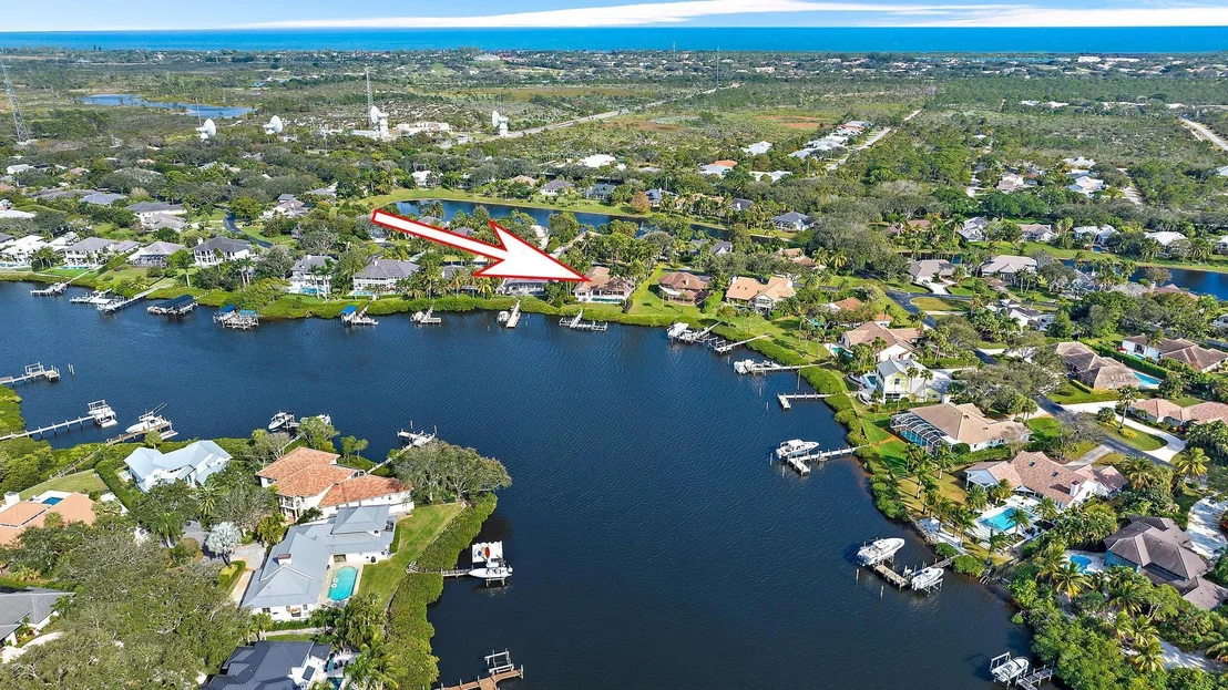 Photo of 18371 SE Lakeside Drive