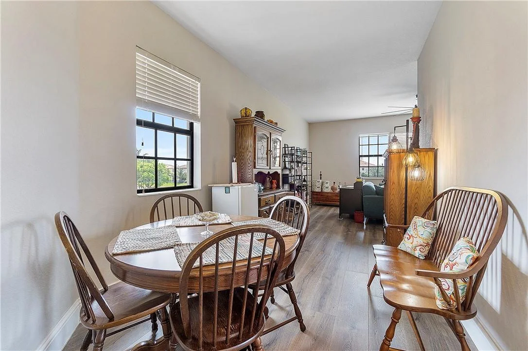 Photo of 8971 Lakeview Place