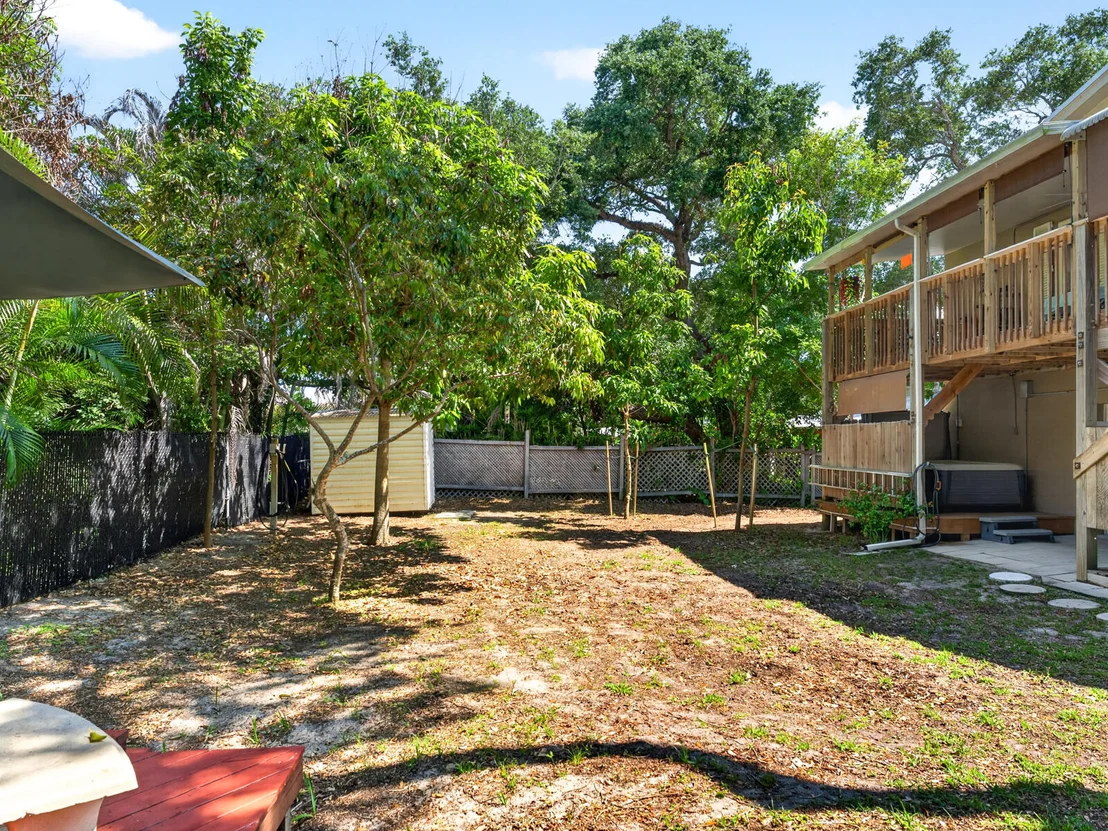 Photo of 9435 Frangipani Drive