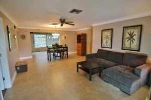 Photo of 1308 Crest Drive