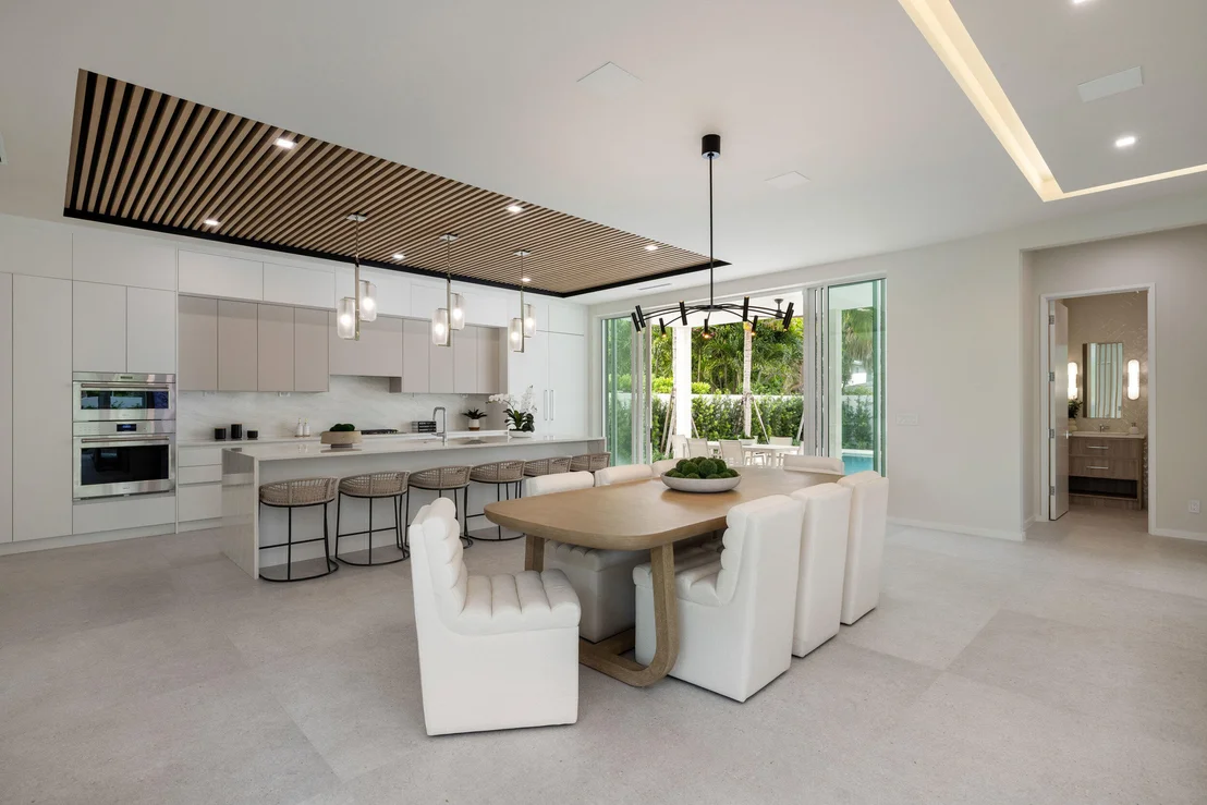 Photo of 800 Bond Way
