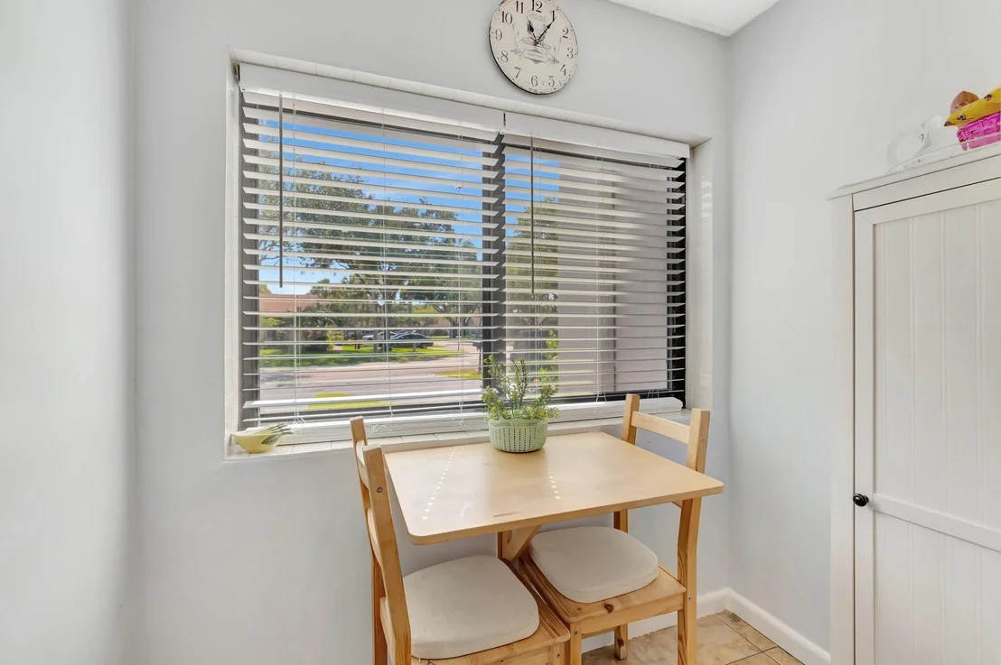 Photo of 4336 Palm Forest Drive