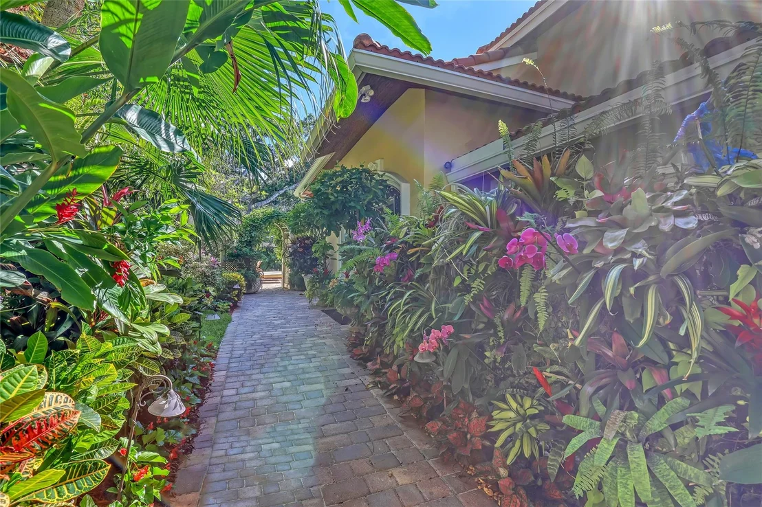 Photo of 3594 Ensign Circle