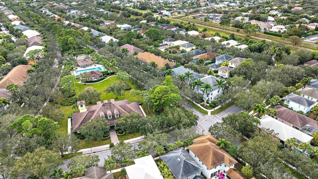 Photo of 299 Caravelle Drive
