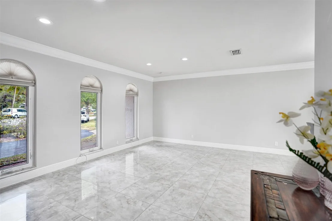 Photo of 2715 NW 86th Way