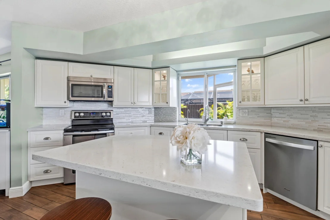 Photo of 4886 Acorn Drive