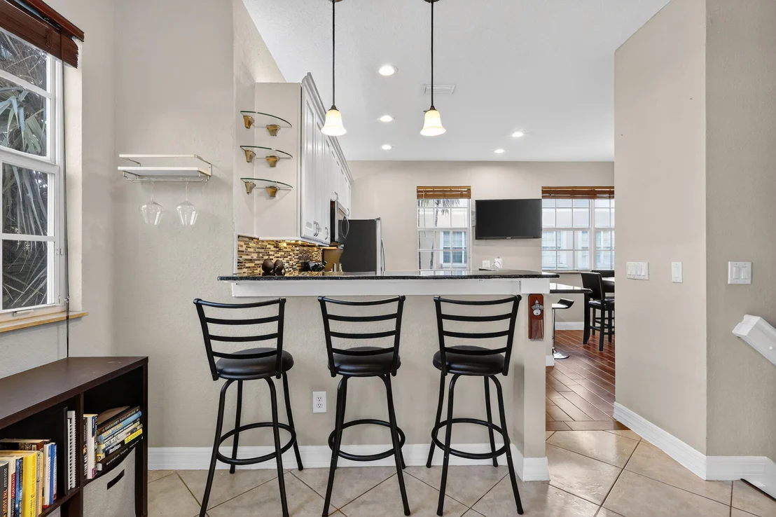 Photo of 115 Harbors Way